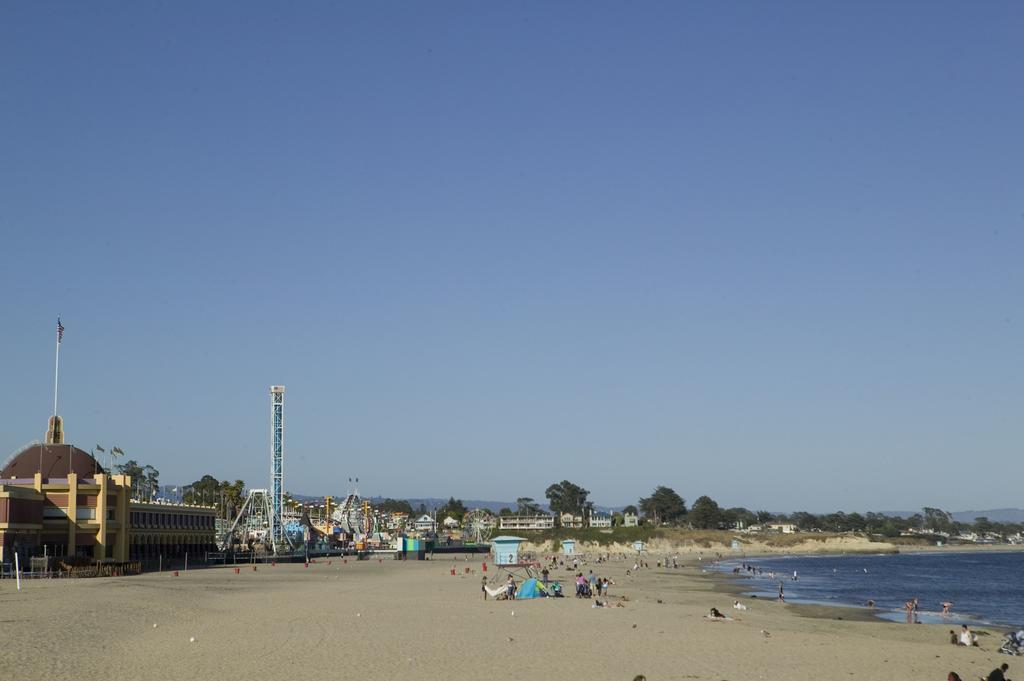 West Cliff Inn, A Four Sisters