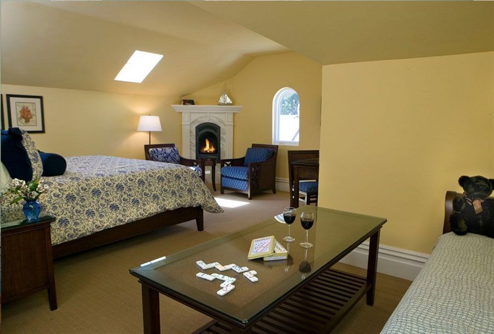 West Cliff Inn, A Four Sisters